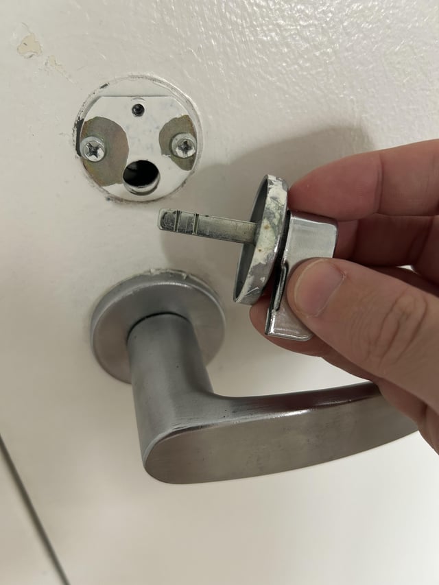 美标单插销死锁 (Deadbolt) 扁平尾轴与自对中安装拆解